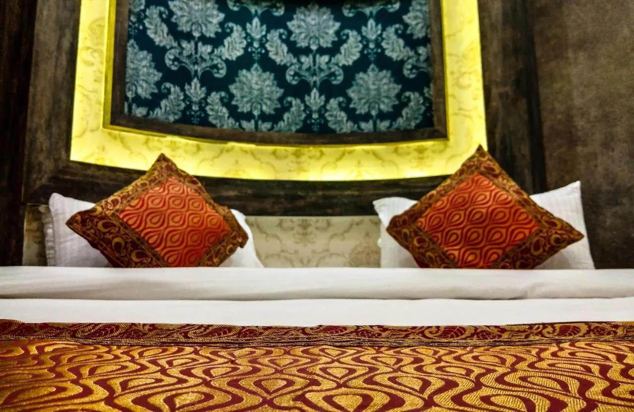 Inn Dwivedi Hotels Sri Omkar Palace Varanasi